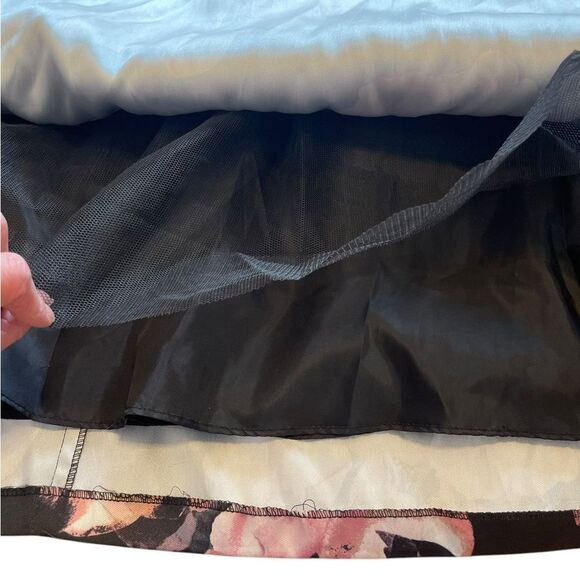 Xscape Off Shoulder Gown Black Pink Illusion Floral Print A Line Womens Size 22 - Picture 7 of 12